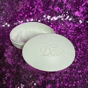 Dove Bar Soap Storage Case Holder Travel Container Plastic Embossed White Oval